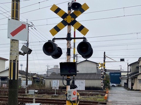 踏切の警報機